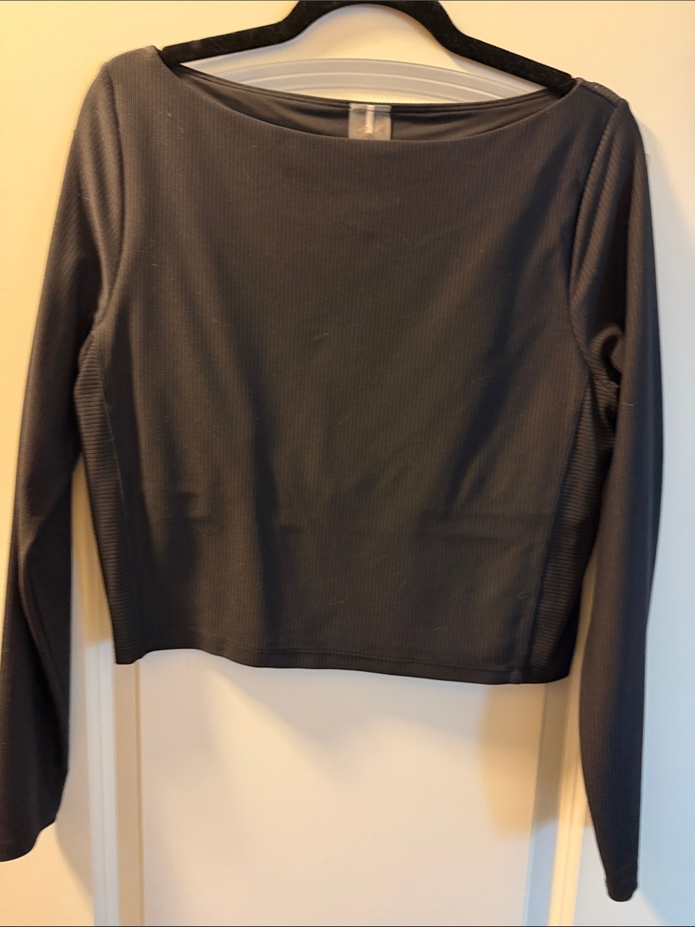 CALIA by Carrie Underwood Black Ribbed Long-Sleeve Crop Top